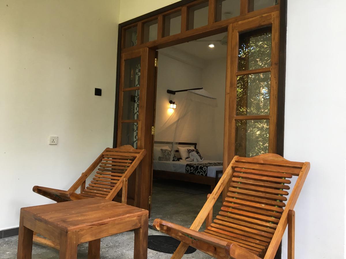 Peacock Riverside Udawalawe Exterior foto